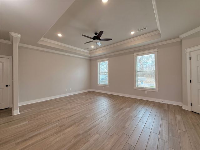 32 Dirleton Drive, Bella Vista, AR 72715