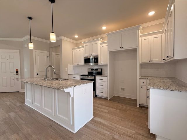 32 Dirleton Drive, Bella Vista, AR 72715