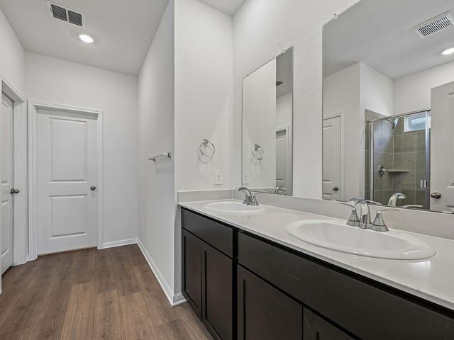 112 Woodbrook DR, Georgetown, TX 78674