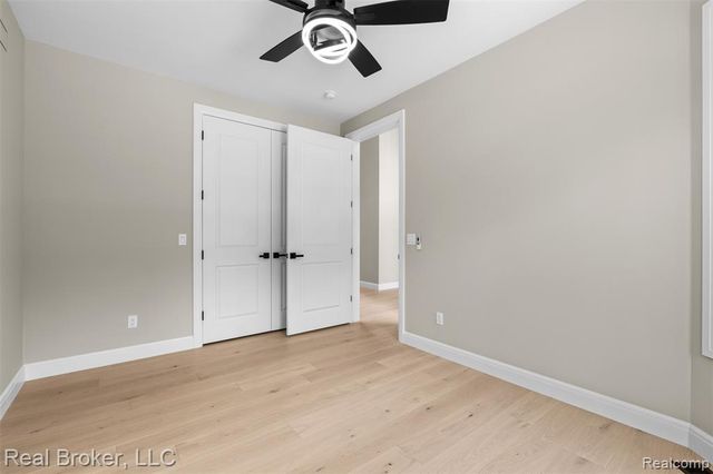 12114 22 Mile Rd, Shelby Twp, MI 48315