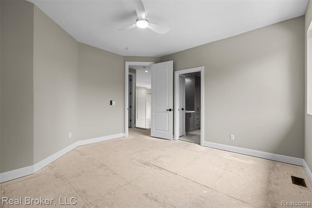 12114 22 Mile Rd, Shelby Twp, MI 48315