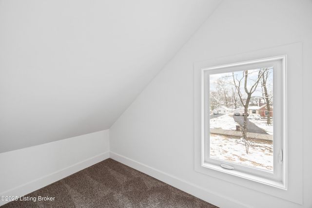 400 Wood Rd, Louisville, KY 40222