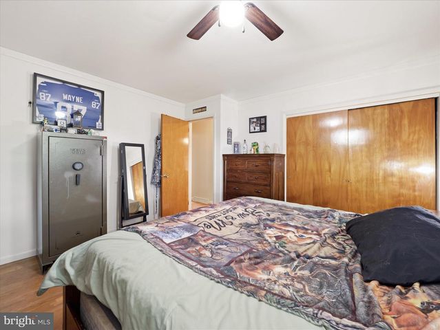 826 CRESCENT DR, Shippensburg, PA 17257