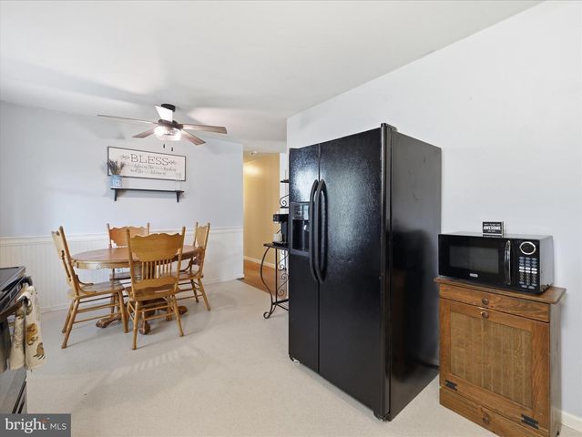 826 CRESCENT DR, Shippensburg, PA 17257