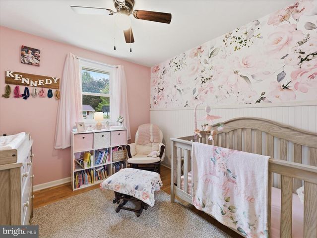 826 CRESCENT DR, Shippensburg, PA 17257