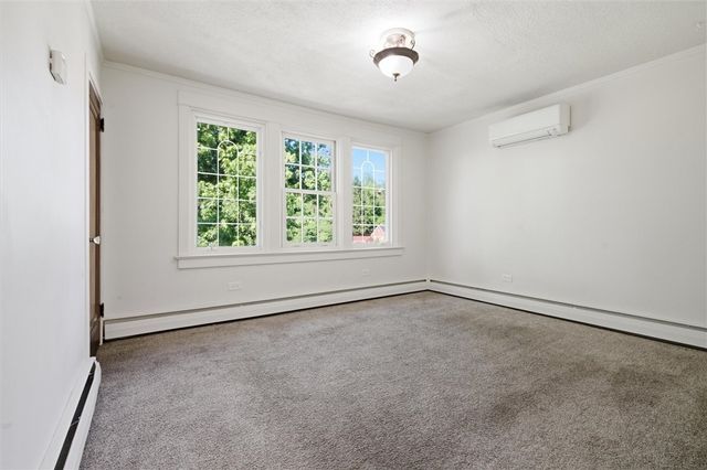 1124 Woodbourne Ave, Brookline, PA 15226