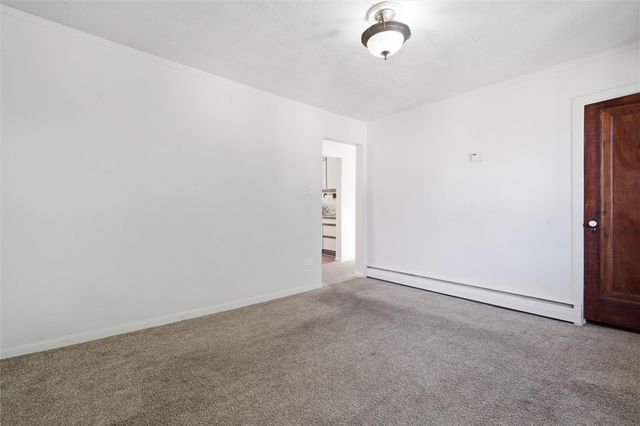 1124 Woodbourne Ave, Brookline, PA 15226