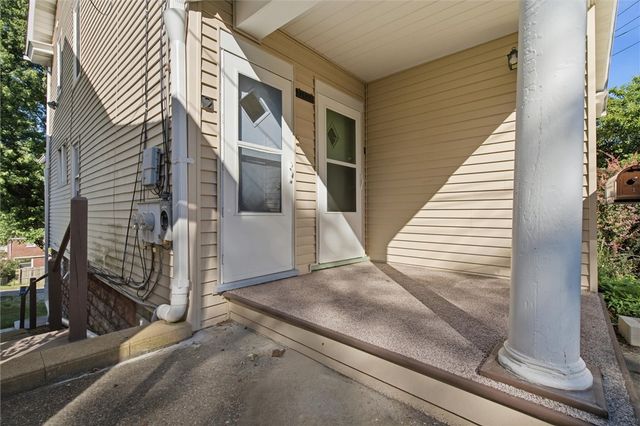 1124 Woodbourne Ave, Brookline, PA 15226