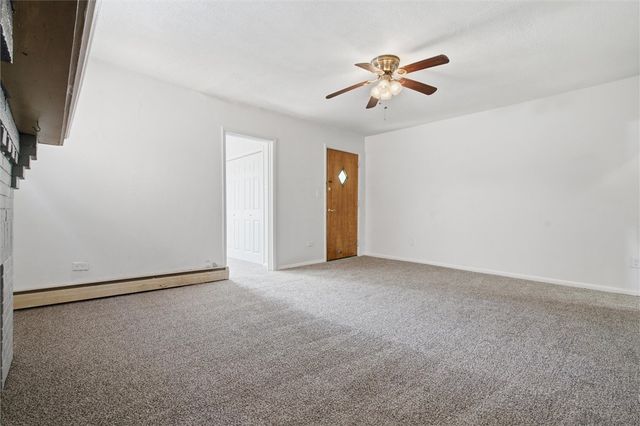 1124 Woodbourne Ave, Brookline, PA 15226
