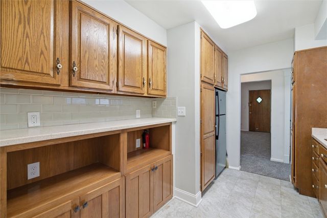 1124 Woodbourne Ave, Brookline, PA 15226