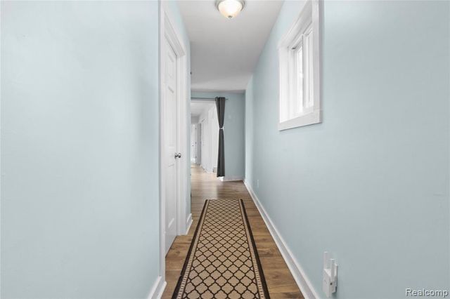 7441 Tipsico Lake Road, Holly, MI 48442