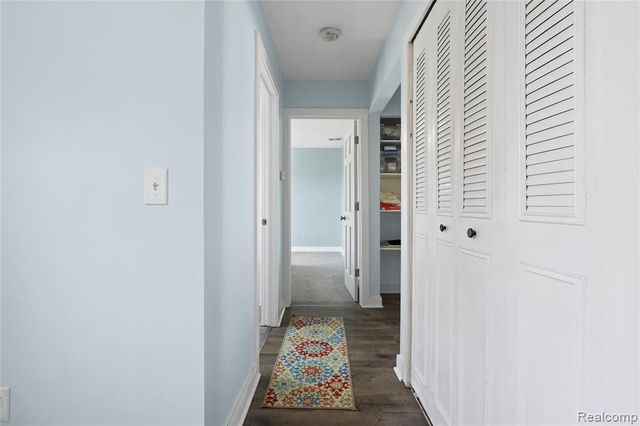 7441 Tipsico Lake Road, Holly, MI 48442