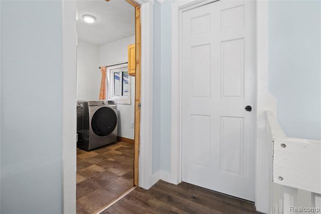 7441 Tipsico Lake Road, Holly, MI 48442