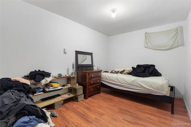 7441 Tipsico Lake Road, Holly, MI 48442