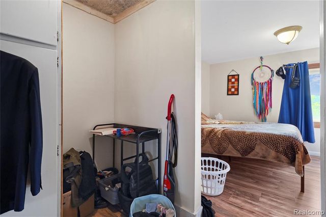 7441 Tipsico Lake Road, Holly, MI 48442