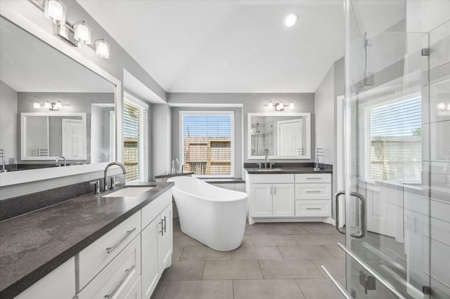 2519 Jasmine Ridge Court, Houston, TX 77062
