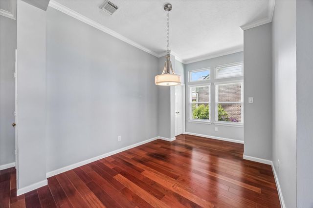 2519 Jasmine Ridge Court, Houston, TX 77062