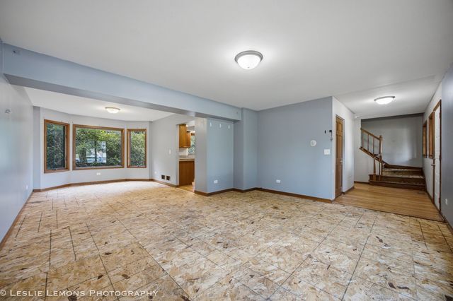 745 JAMESTOWNE Court, Sleepy Hollow, IL 60118