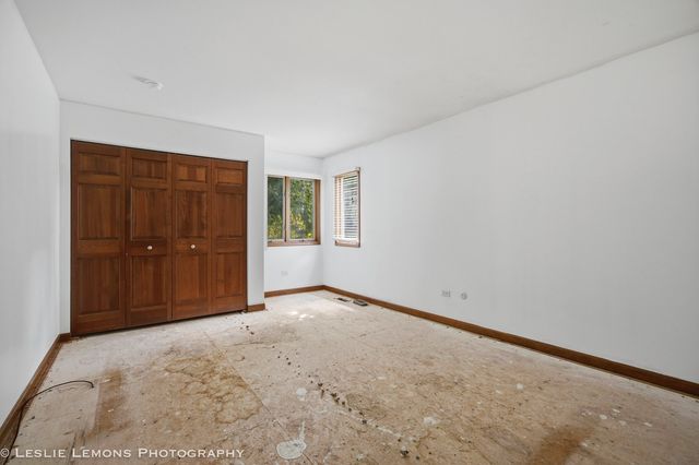 745 JAMESTOWNE Court, Sleepy Hollow, IL 60118