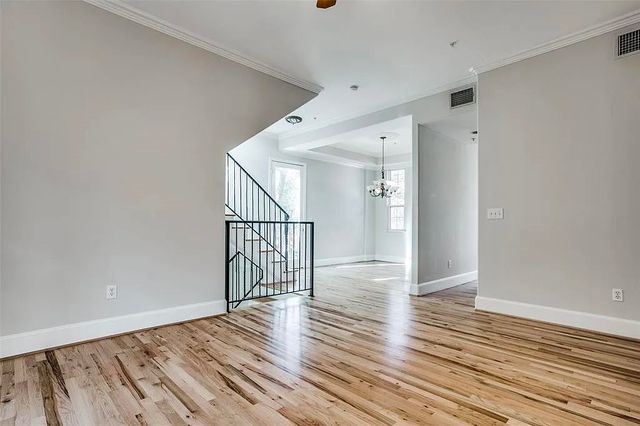 5720 La Vista Drive, Dallas, TX 75206