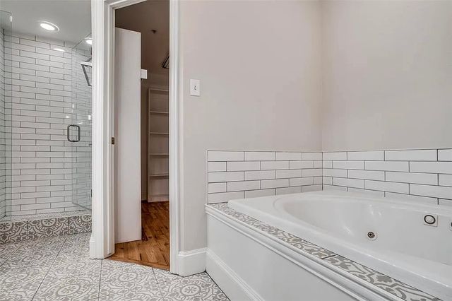 5720 La Vista Drive, Dallas, TX 75206
