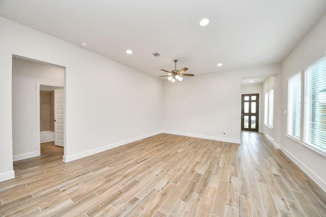 27315 Scarlet Paint Brush Drive, Hockley, TX 77447