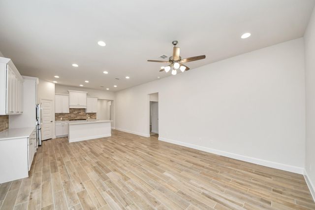 27315 Scarlet Paint Brush Drive, Hockley, TX 77447