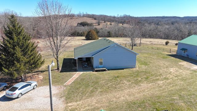 6809 State Highway A, Marshfield, MO 65706