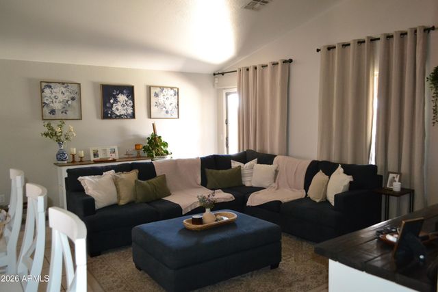 1441 W MONTEBELLO Avenue, Apache Junction, AZ 85120