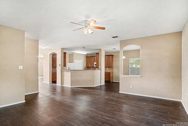 3622 Melody, Converse, TX 78109