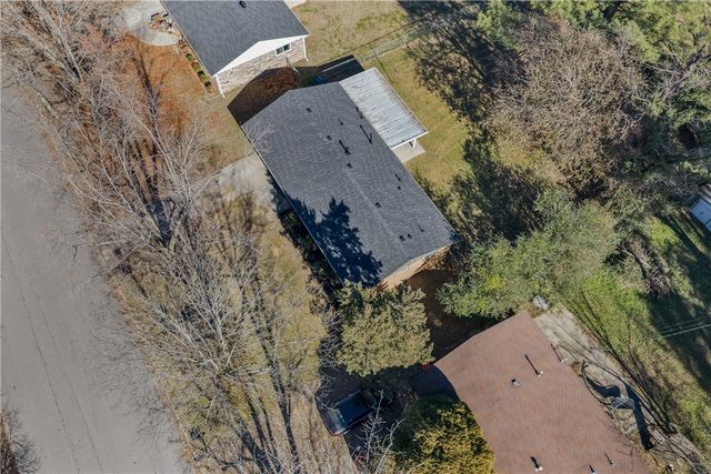 905 Thomas Boulevard, Springdale, AR 72762