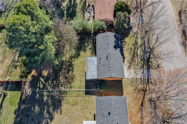 905 Thomas Boulevard, Springdale, AR 72762