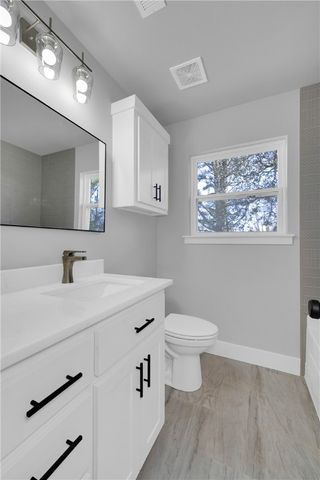 905 Thomas Boulevard, Springdale, AR 72762