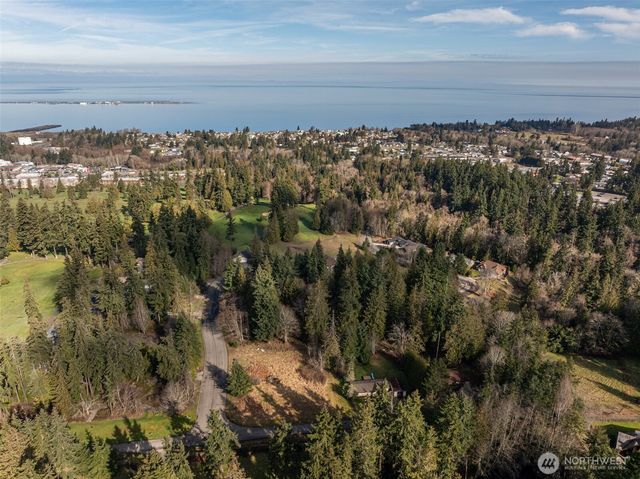 2211 Lindberg Rd, Port Angeles, WA 98362