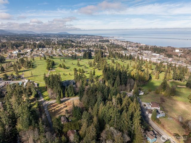 2211 Lindberg Rd, Port Angeles, WA 98362