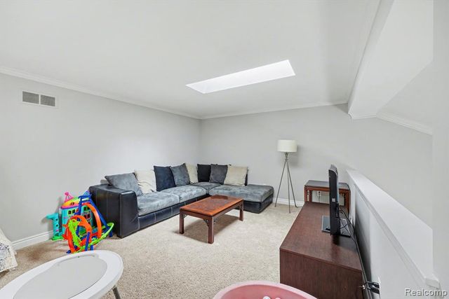 4337 Elaine Court, Utica, MI 48316