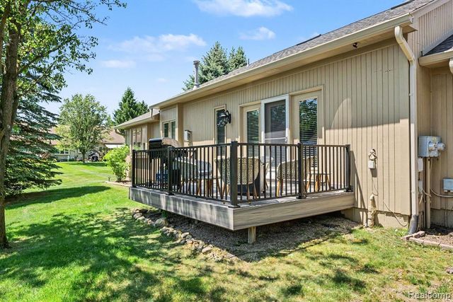 4337 Elaine Court, Utica, MI 48316