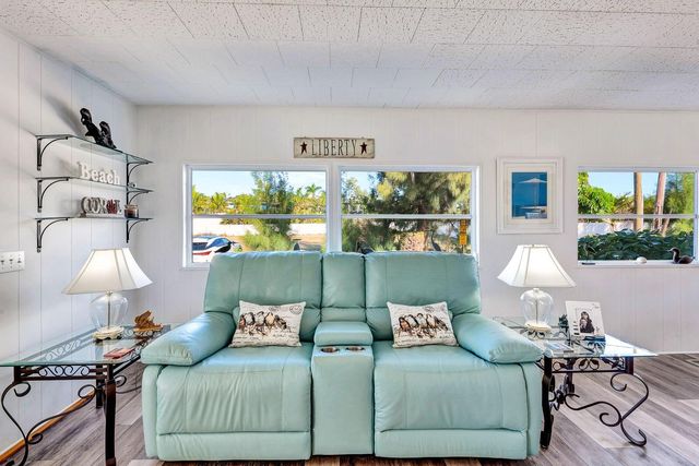 2107 PALMA SOLA BOULEVARD 1, Bradenton, FL 34209