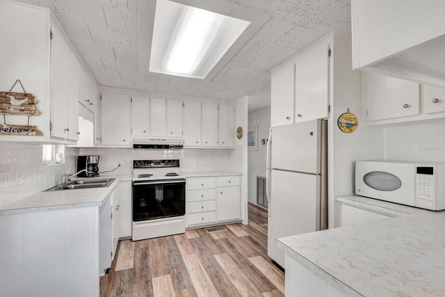 2107 PALMA SOLA BOULEVARD 1, Bradenton, FL 34209