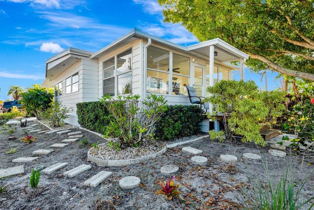 2107 PALMA SOLA BOULEVARD 1, Bradenton, FL 34209