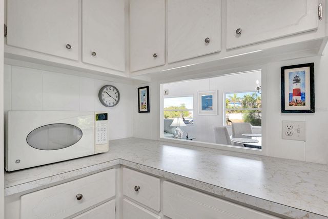 2107 PALMA SOLA BOULEVARD 1, Bradenton, FL 34209