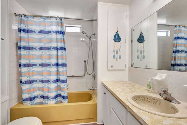 2107 PALMA SOLA BOULEVARD 1, Bradenton, FL 34209