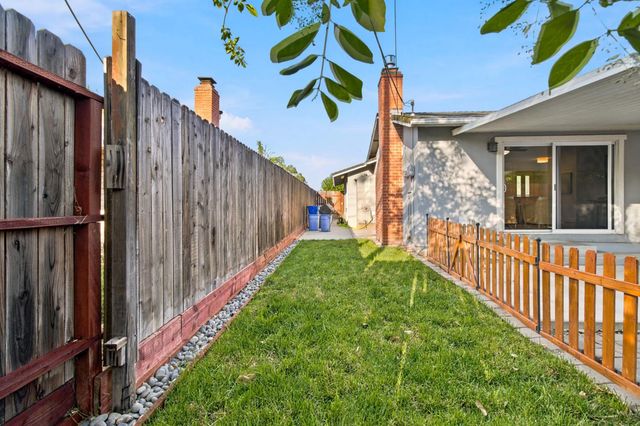 7217 Circlet Way, Citrus Heights, CA 95621