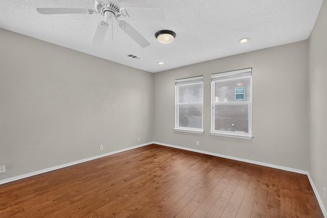 5036 Brown Bear Drive NE, Rio Rancho, NM 87144