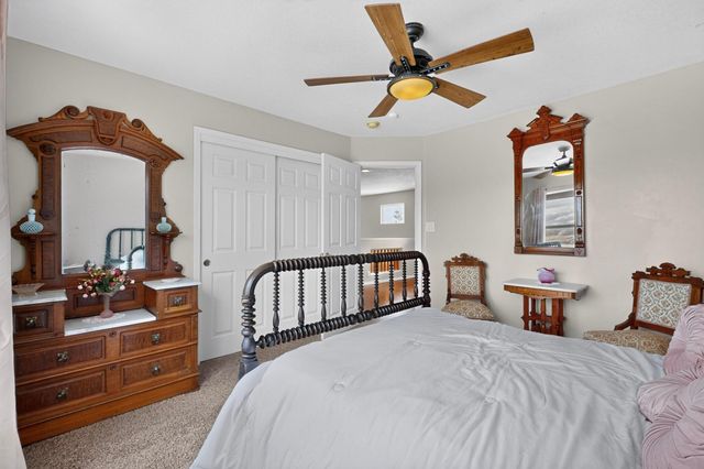 5036 Brown Bear Drive NE, Rio Rancho, NM 87144