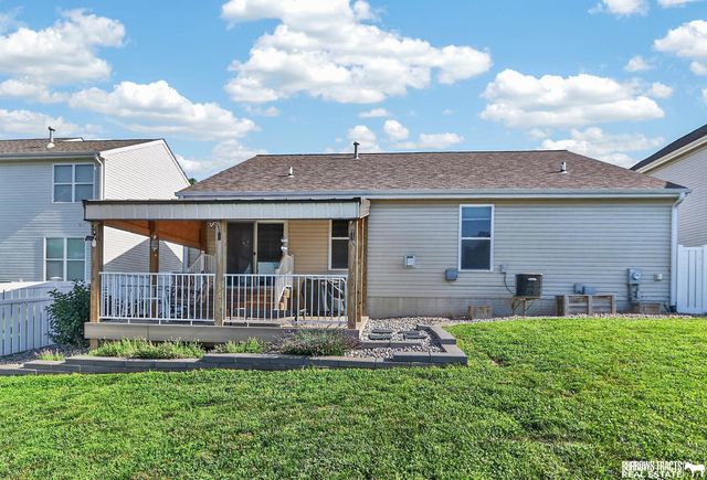 19027 B Street, Omaha, NE 68130