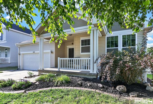 19027 B Street, Omaha, NE 68130