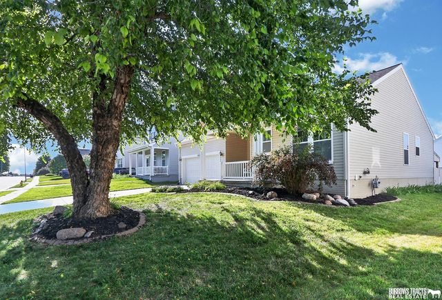 19027 B Street, Omaha, NE 68130