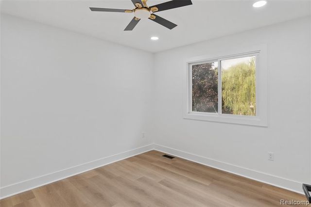 2841 Treyburn Lane, West Bloomfield, MI 48324