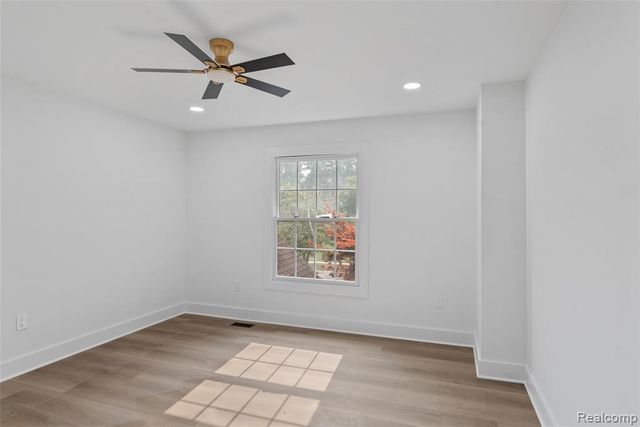 2841 Treyburn Lane, West Bloomfield, MI 48324